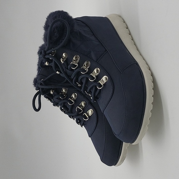 1051- Karen Scott Ankle Boots Size 7 White And Blue Colors NWT - Picture 2 of 8